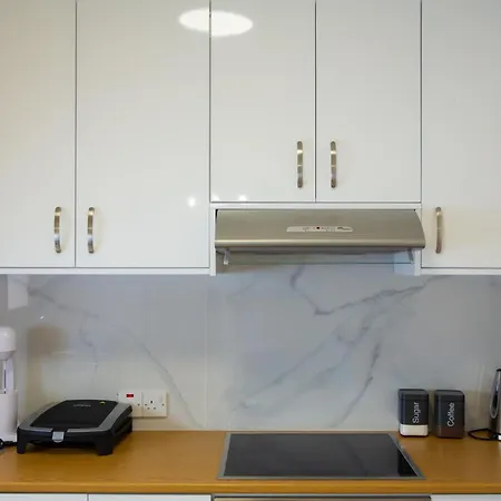 Apartment Modern 2bd Near Mall- Internet 1gbps *