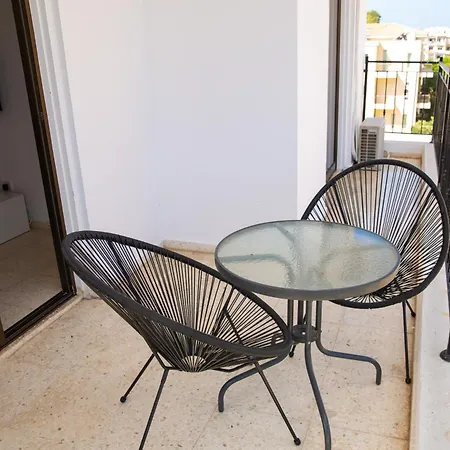 Апартаменты Modern 2bd Near Mall- Internet 1gbps *