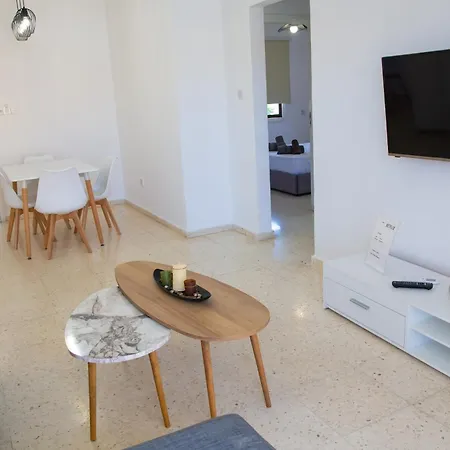 Modern 2bd Near Mall- Internet 1gbps Апартаменты *